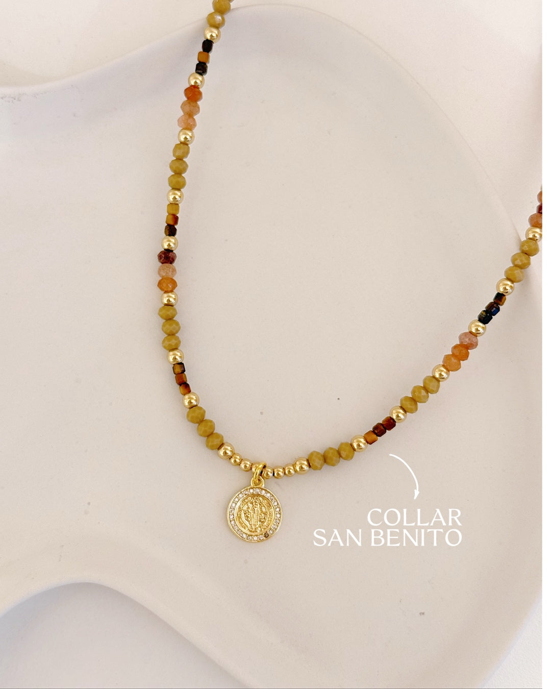 COLLAR PIEDRAS NATURALES