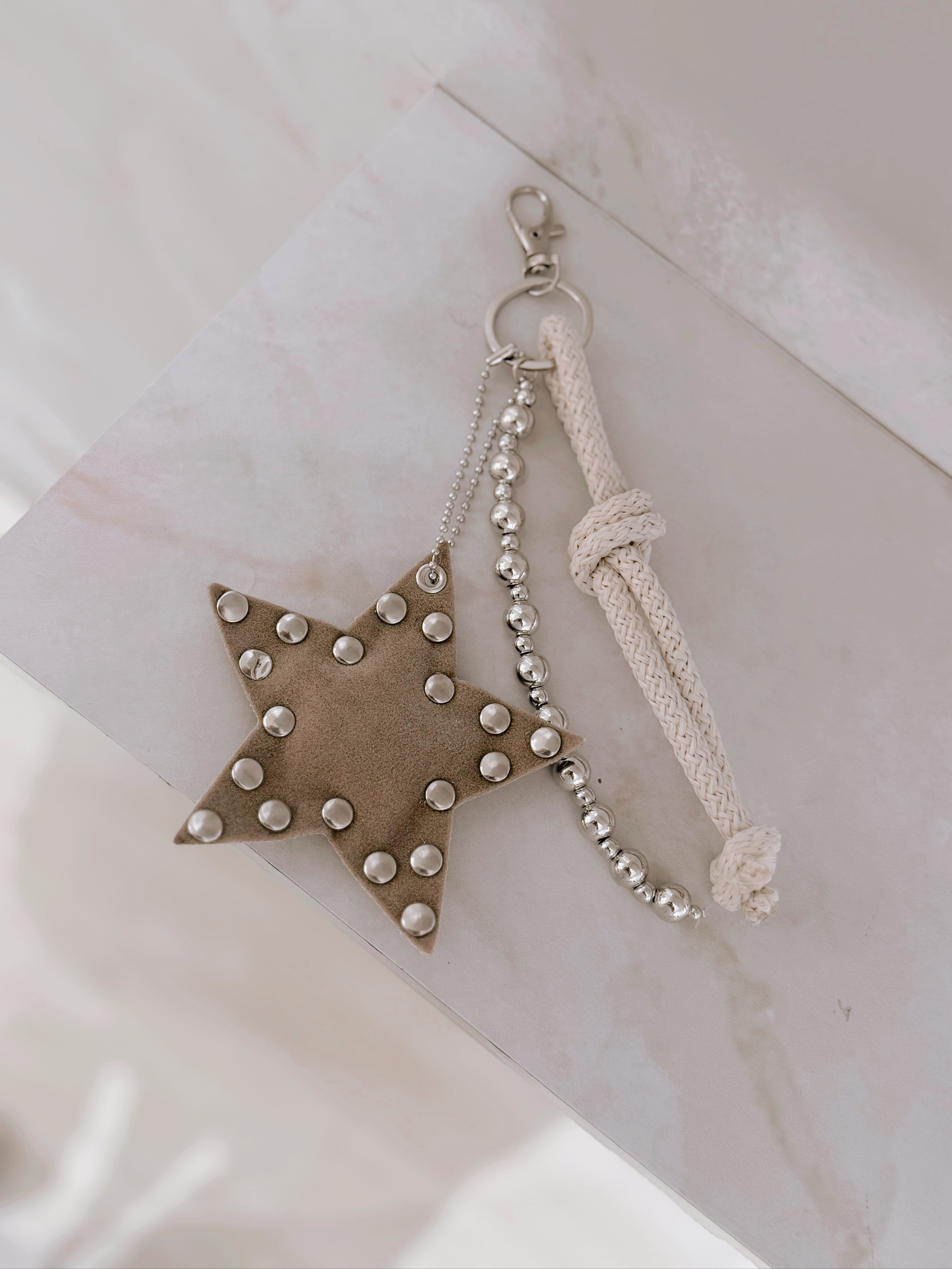 LLAVERO ESTRELLA CRUDO