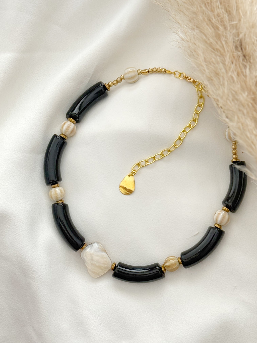 COLLAR NACAR