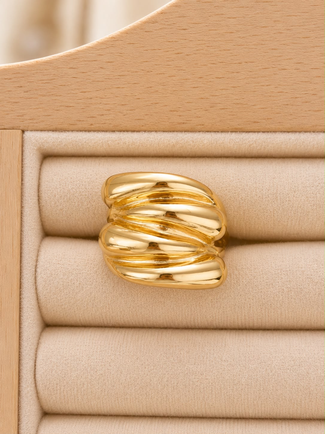 ANILLO IVARA