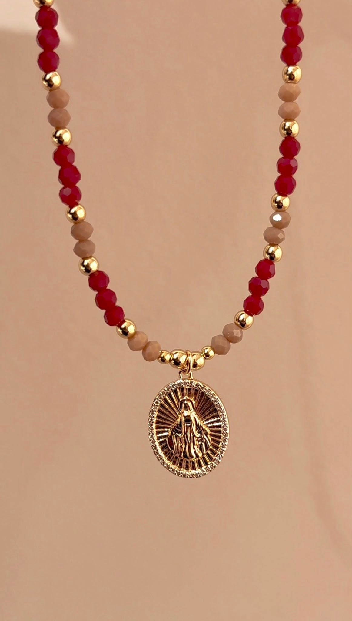 Collar Virgen