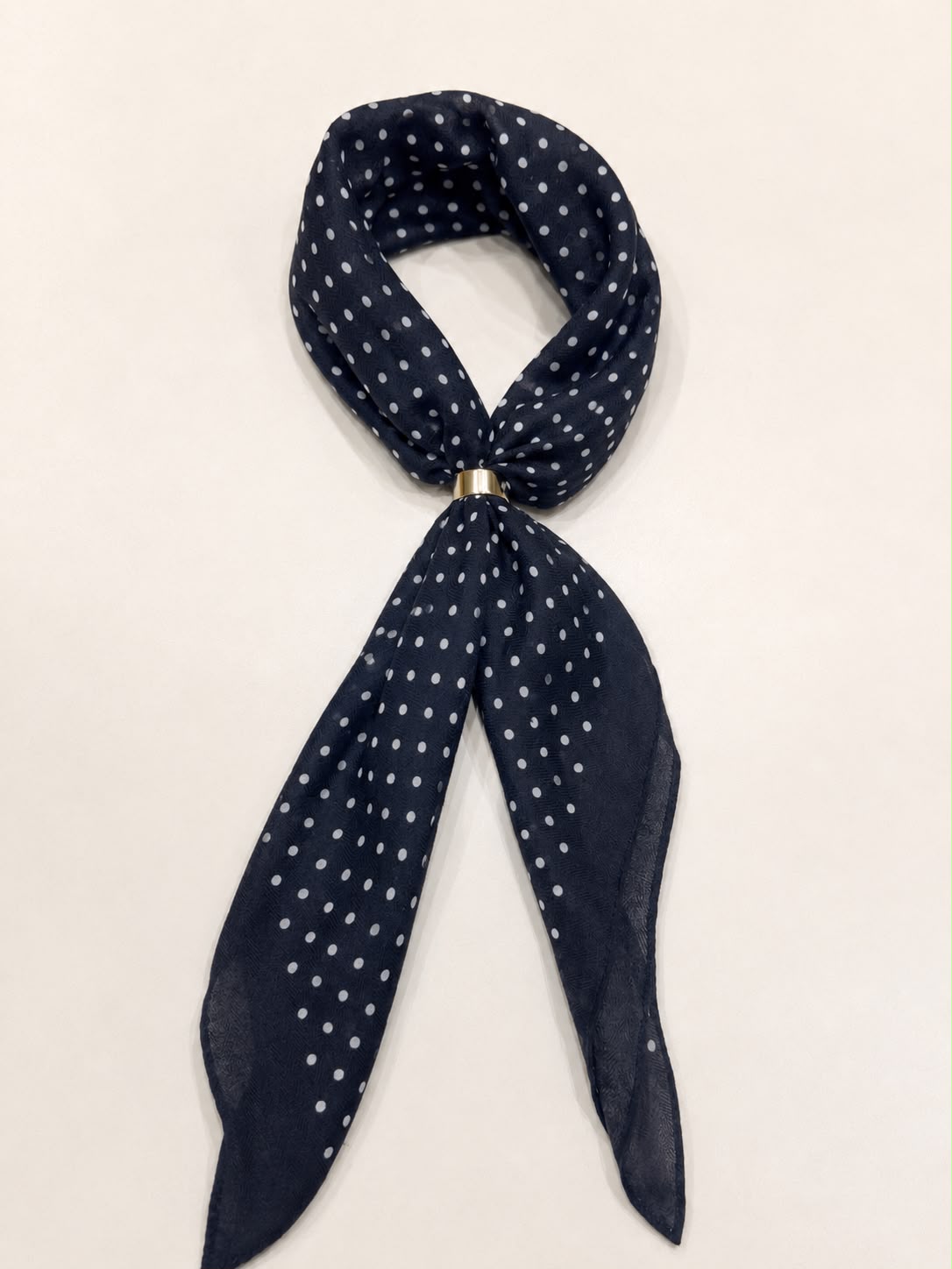 PAÑUELO CARI