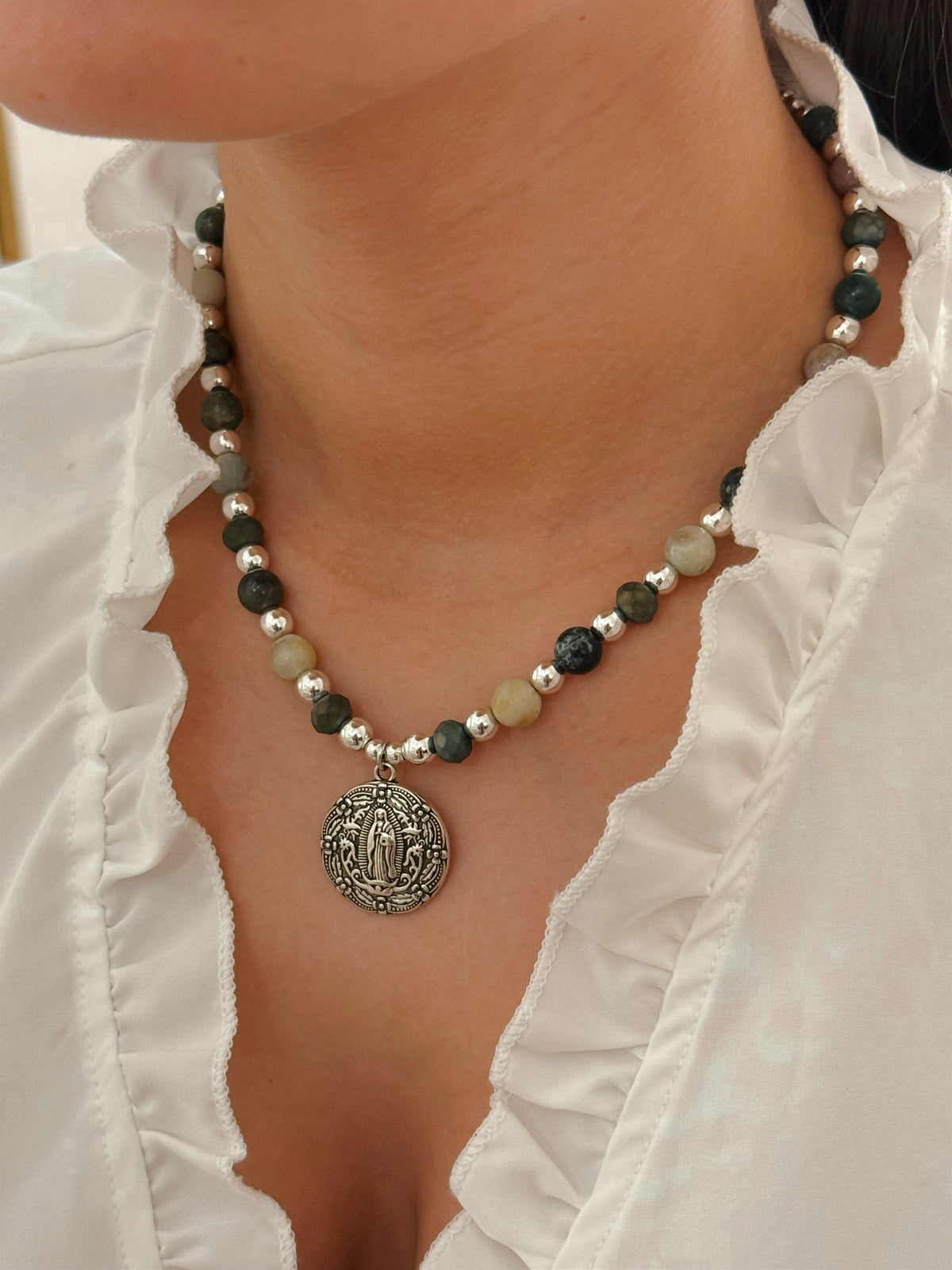 Collar Milagrosa