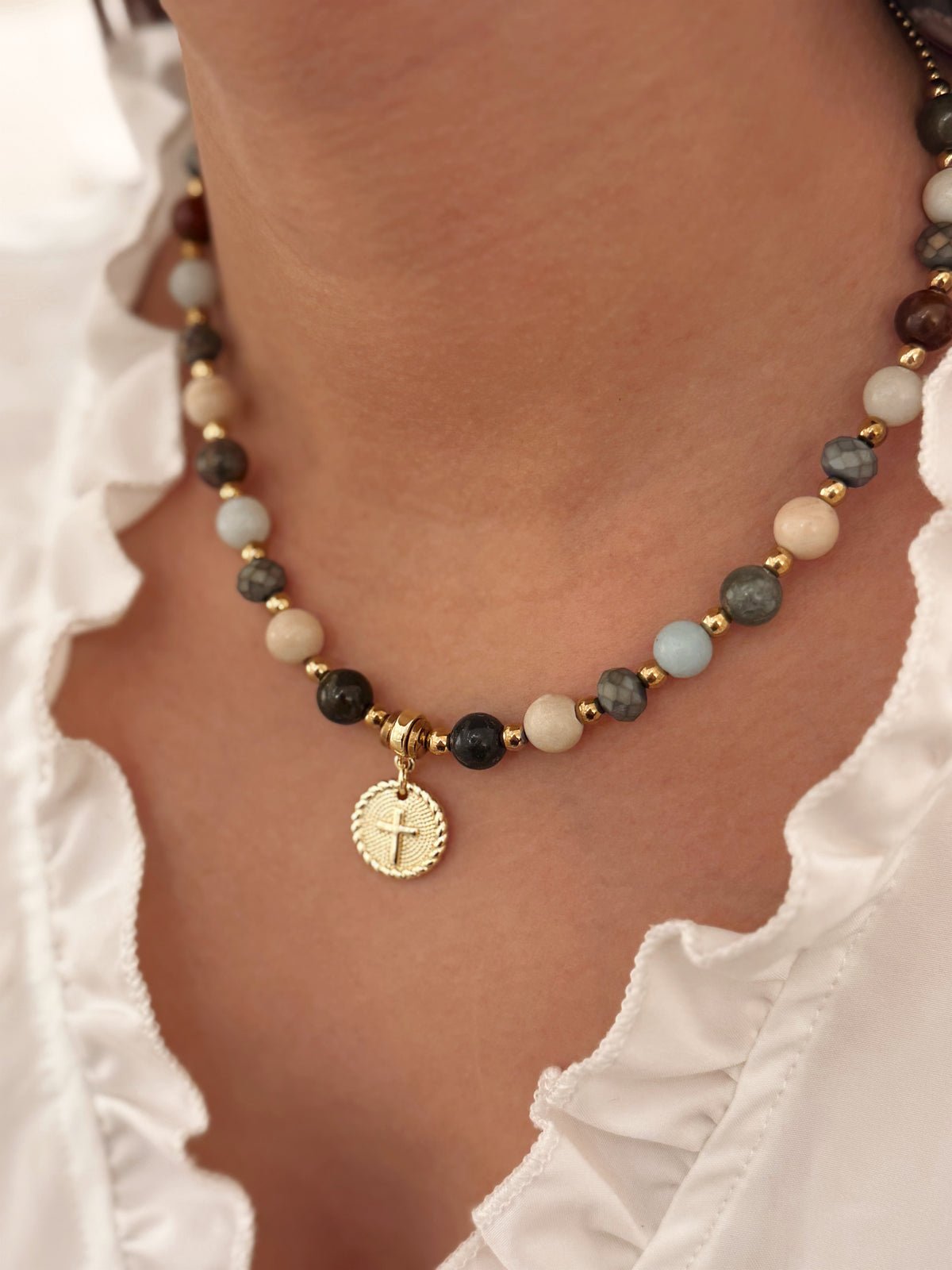 Collar Curt