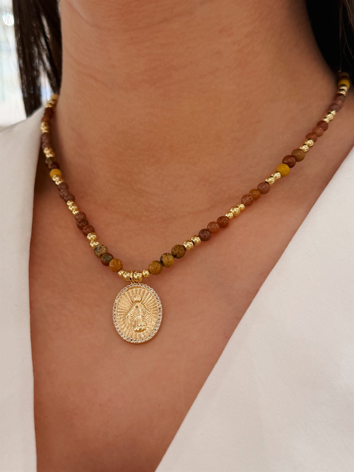 Collar Aura
